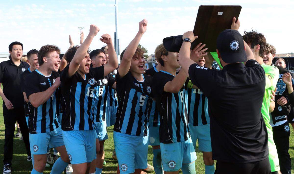Clovis North captured its second consecutive CIF Central Section Division I championship with a 3-2 (overtime) win over Ridgeview at Clovis East on Feb. 24, 2024. / Clovis North obtuvo su segundo campeonato consecutivo de la División I de la Sección Central de CIF con una victoria por 3-2 (tiempo extra) sobre Ridgeview en Clovis East el 24 de febrero de 2024.