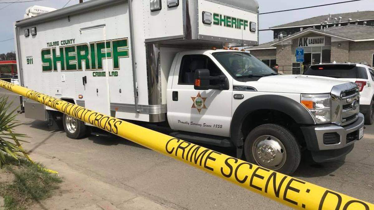 A Tulare County Sheriff’s Office vehicle at the scene of an officer-involved shooting in Earlimart on Monday.