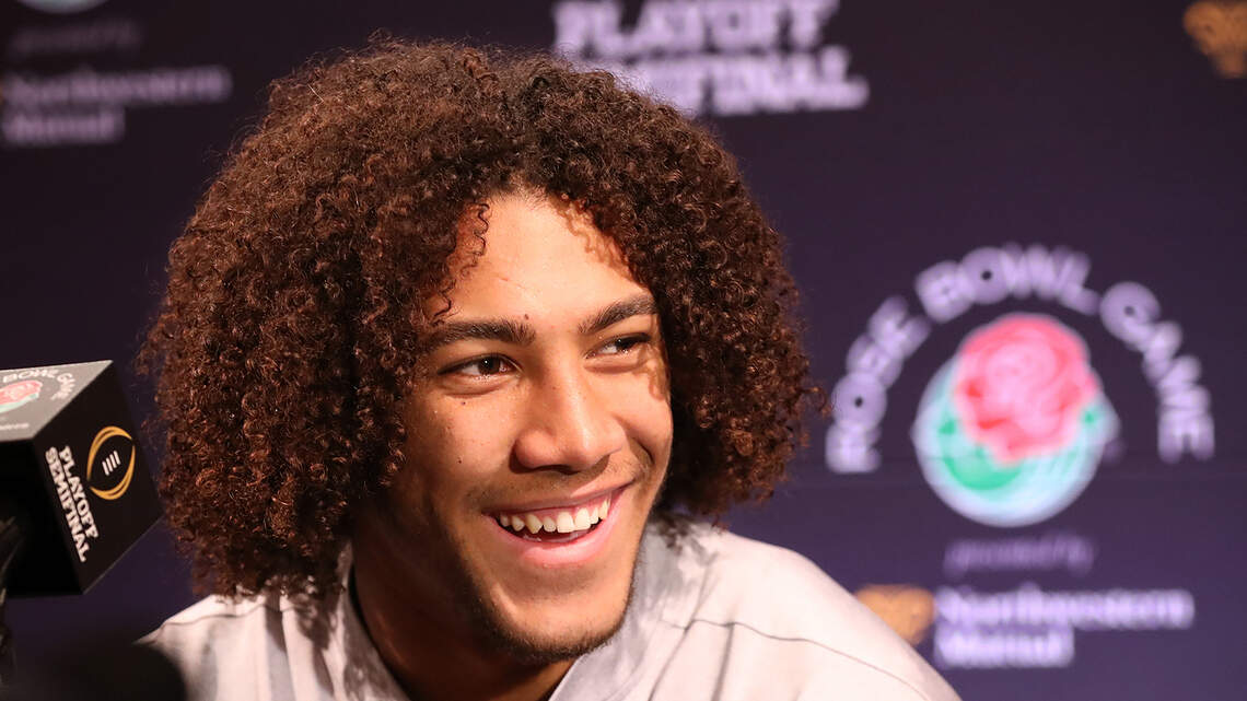 Caleb Kelly, Adam Prentice doing well on and off the college football field