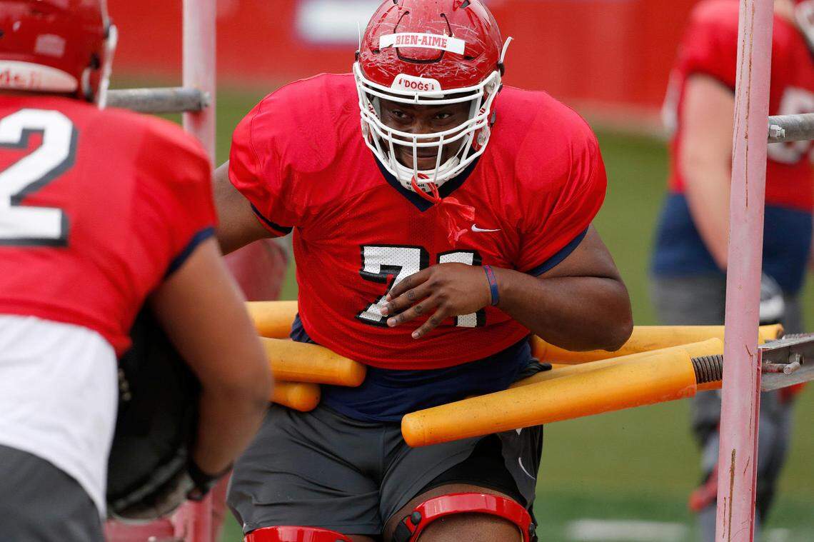 Fresno State offensive lineman Marc-David Bien-Amie had a promising career cut short by knee injuries. Bien-Amie never played in front of the Red Wave, but will be on the big stage in Bulldog Stadium on Saturday, May 15, 2021 to receive a bachelor’s degree in sociology.