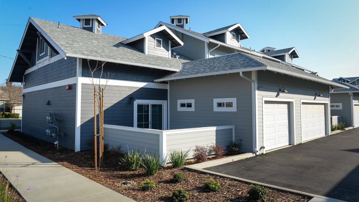 Units in the Sunnyhills Apartments in Clovis are shown near completion at Temperance and Bullard on Thursday, Jan. 24, 2019.