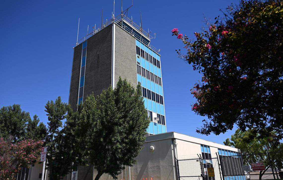 The air traffic control tower at Fresno Yosemite International Airport is facing backlash after a proposed plan by the City of Fresno to demolish and rebuild it. Photographed Wednesday, Aug. 21, 2025 in Fresno.