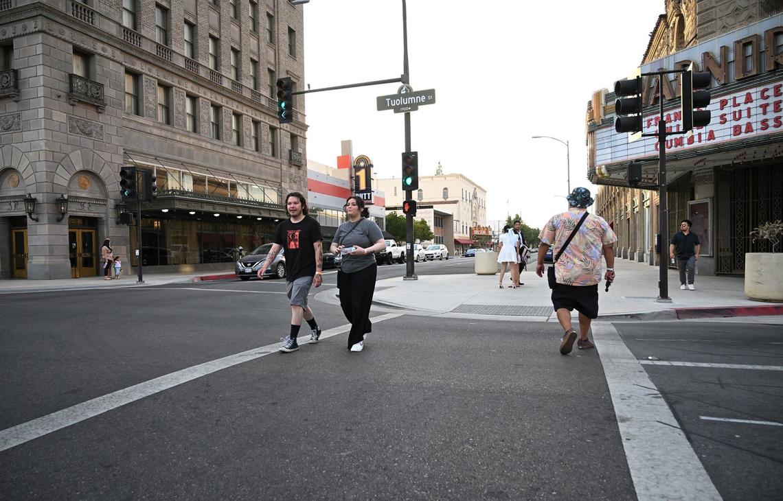 The intersection of Fulton and Tuolumne streets shows few people walking around during ArtHop Thursday, Aug. 1, 2024 in downtown Fresno.