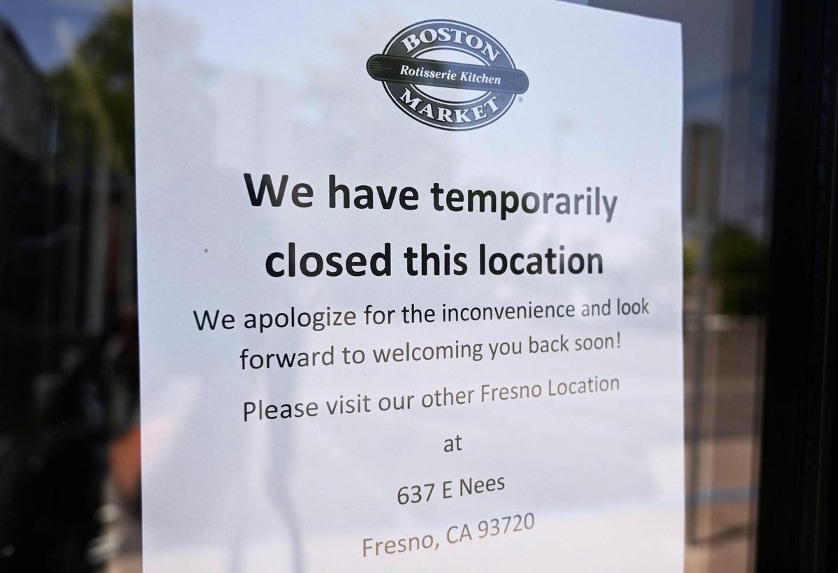 The Boston Market on Bullard Avenue at 41 is temporarily closed according to a sign on the front door. Photographed Friday, June 16, 2023 in Fresno.