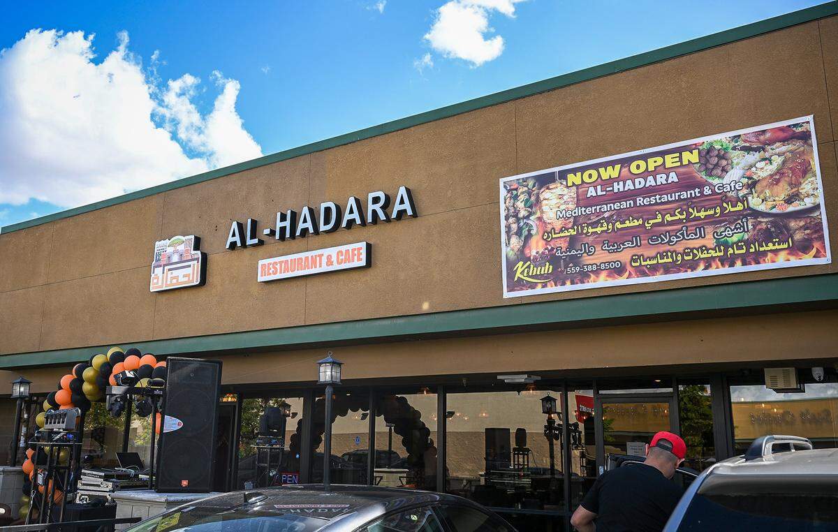 Al-Hadara Mediterranean Restaurant & Cafe recently opened northeast of Blackstone and Shaw featuring Middle Eastern food, desserts and coffees. 