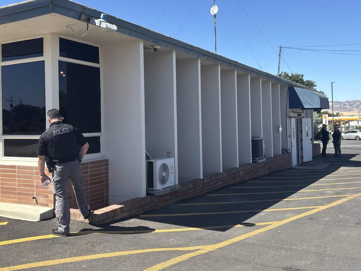Kings County DA and sheriff served Wednesday, July 1, 2026, seven search warrants at Avenal City Hall, community center and homes of recalled officials amid an ongoing investigation.