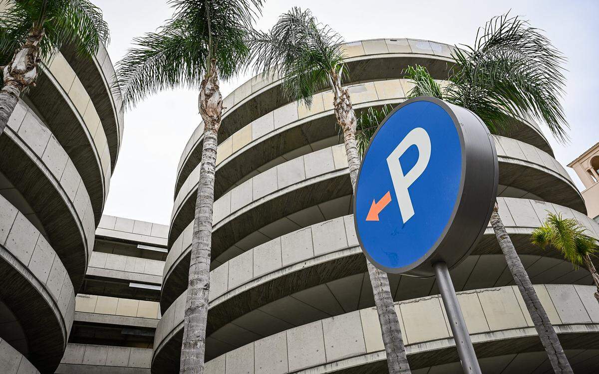 Fresno's spiral parking garage is located on Van Ness Avenue and Inyo Streets in downtown Fresno. It's one of five garages operated by the city of Fresno along with four lots and thousands of metered parking spots in downtown Fresno.