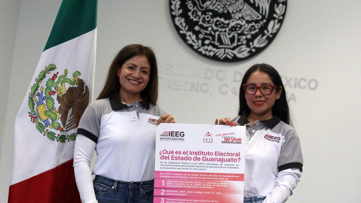 Guadalupe Mendiola Gonzalez from the Electoral Institute of the State of Guanajuato, along with Nora Ruth Chavez Gonzalez, director of political and electoral culture in the state of Guanajuato, visited the city of Fresno on November 7 as part of a tour by the Special Commission for the Vote of Guanajuatenses Residing Abroad to promote the vote of Guanajuatenses living abroad.