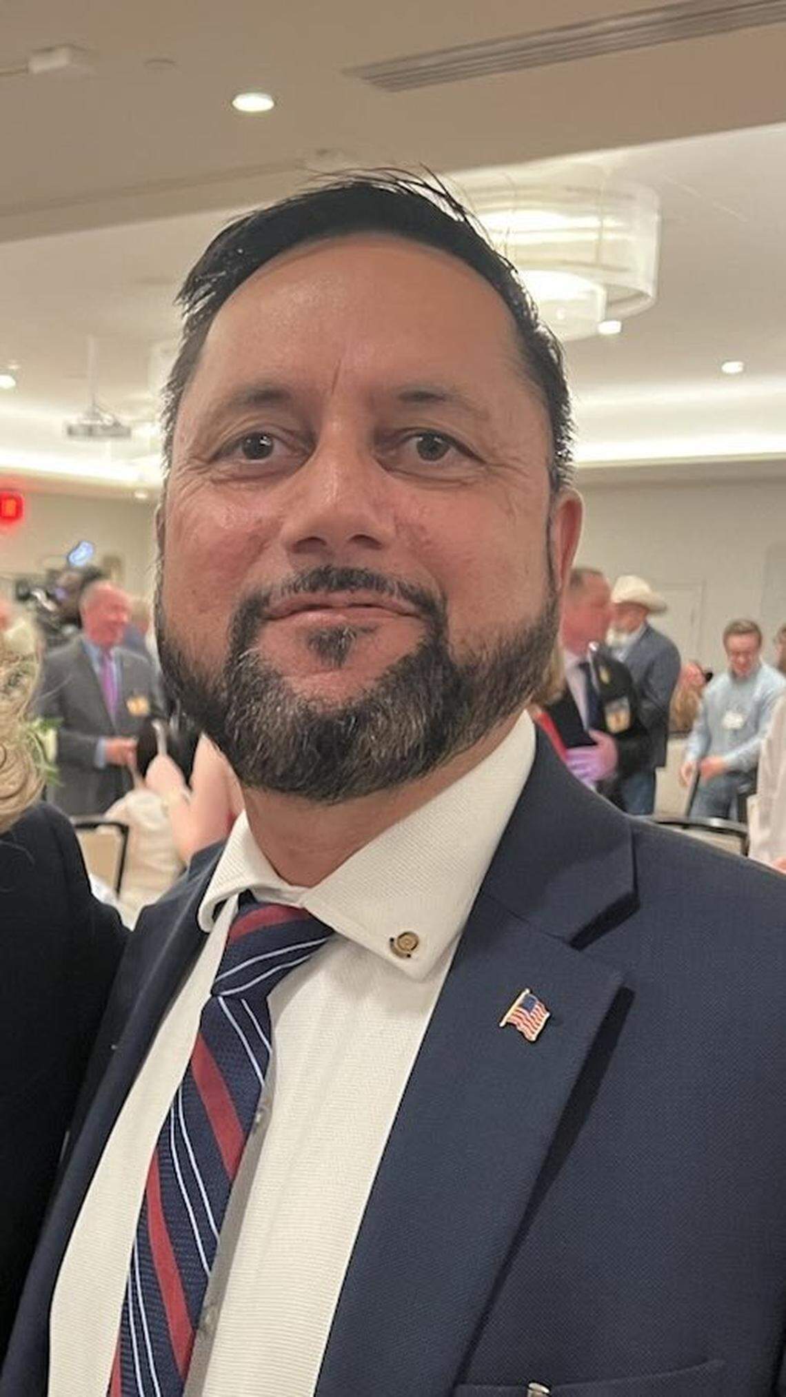 El miembro de la junta de Selma Unified, Narinder Singh Sahota, que ha servido durante los últimos seis años, está considerando postularse para el escaño del Supervisor del Distrito 4 del Condado de Fresno en la elección primaria de 2026, pero aún no ha presentado la documentación oficialmente.