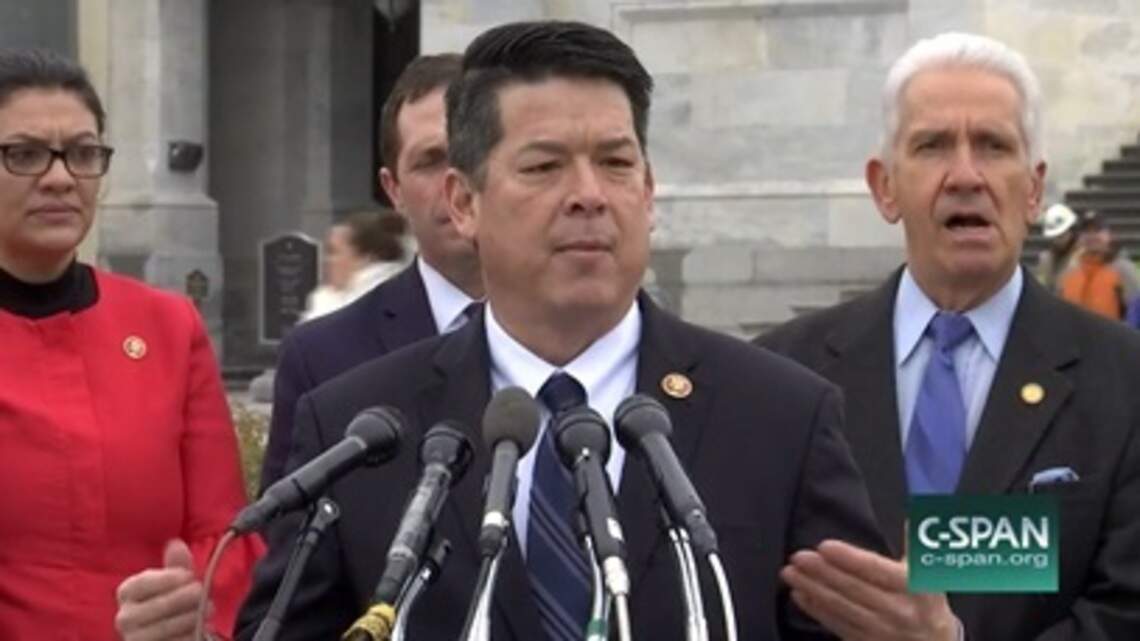 Cox, Dems submit bill to offer no-interest loans to furloughed federal workers