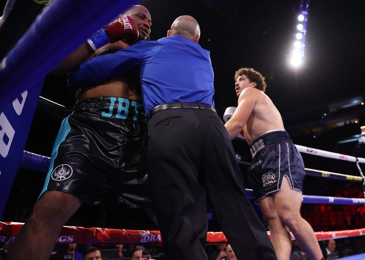 Richard Torrez Jr. wins by technical knockout in the first round on Friday, March 29, 2024.