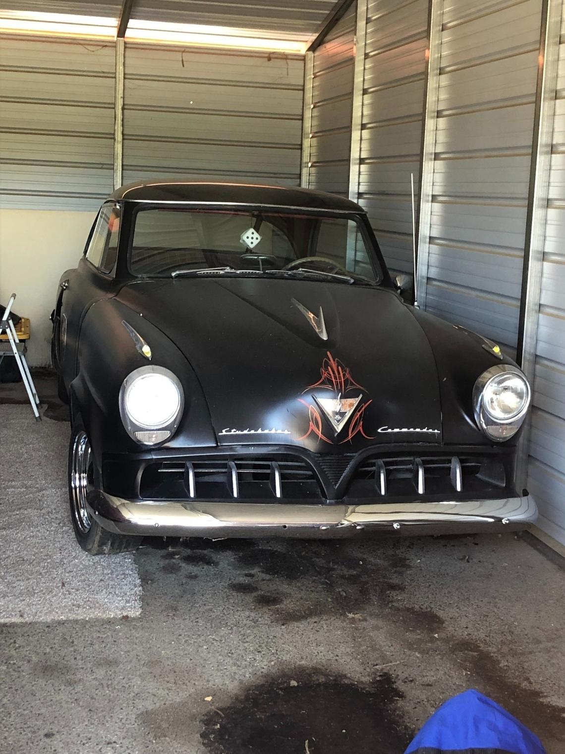 Toward the front of Yosemite Hemp Co. store, there’s a large garage where co-owner Mark Bagdasarian stores the classic cars that he alternates driving daily, including a sharp black 1952 Studebaker Commander.