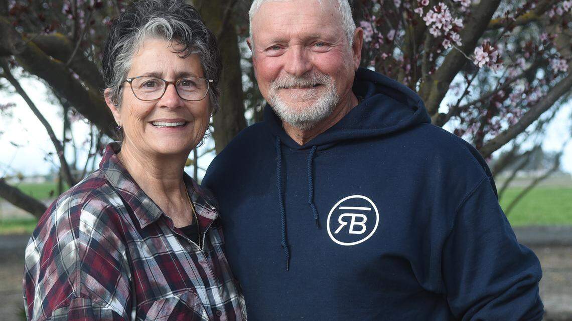 Rhonda and Larry Borelli, Sr.