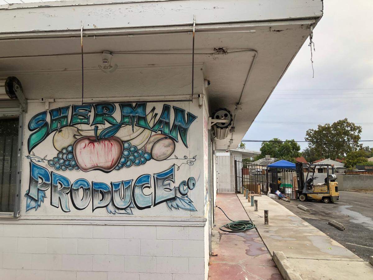 Donald Sherman, one of the Fresno Farm Box participating farmers, also runs the Sherman Produce Market, located at 1062 Martin Ave in southwest Fresno. Fresno Farm Boxes are available for pickup on Saturday mornings at the Sherman Produce Market.