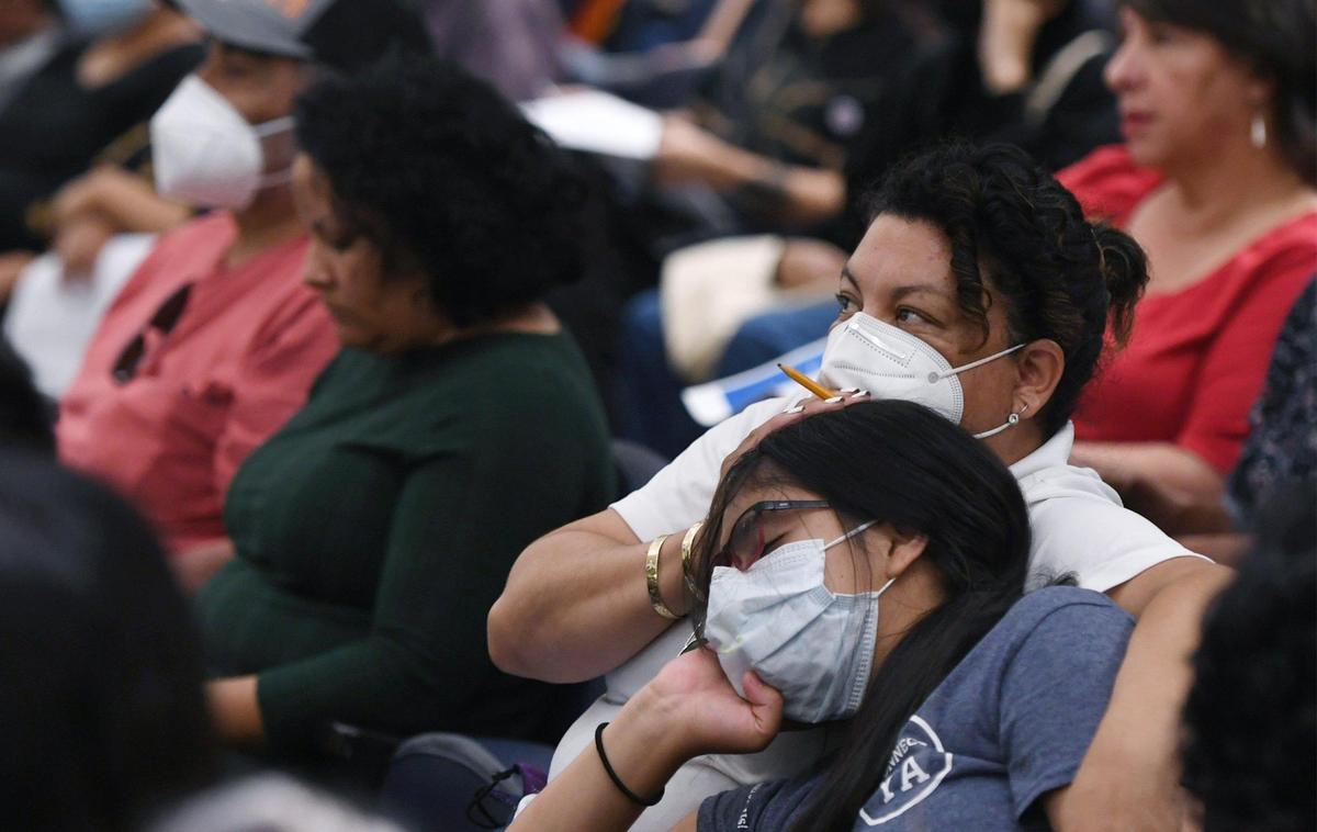 The audience listens to the Fresno Council of Governments (COG) receive a presentation at Fresno City Hall to hear public comments and then vote to put an initiative to renew Measure C on the ballot this fall Thursday, July 7, 2022 in Fresno.