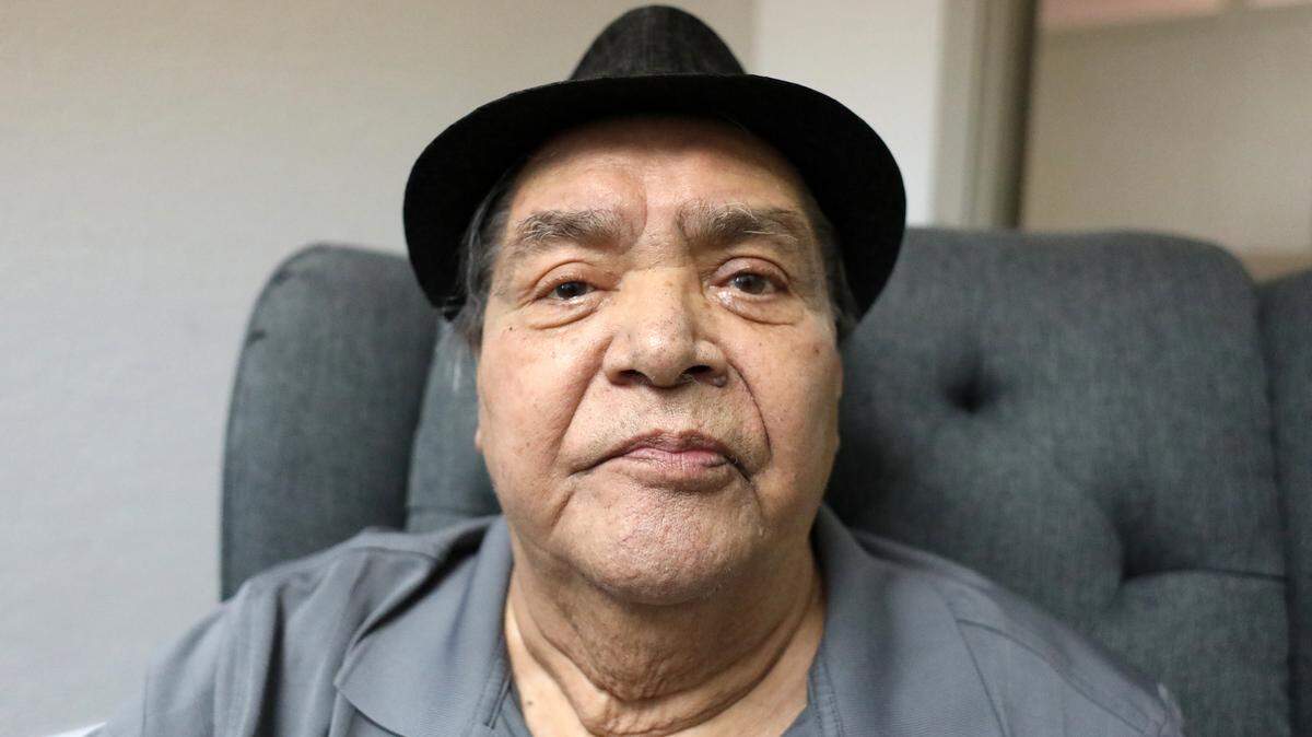 Manuel Vacca, quien murió el martes a los 81 años, publicó El Sol Azteca y una revista de entretenimiento en Fresno durante muchos años.