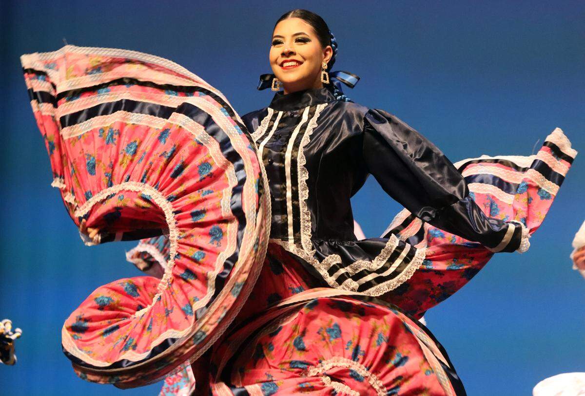 Rikki Hurtado and her Clovis East High colleagues performed dances from Zacatecas at the México Magico show at Roosevelt High School on March 24, 2024. The event was organized by Danza Alianza and Teocalli Cultural Academy.