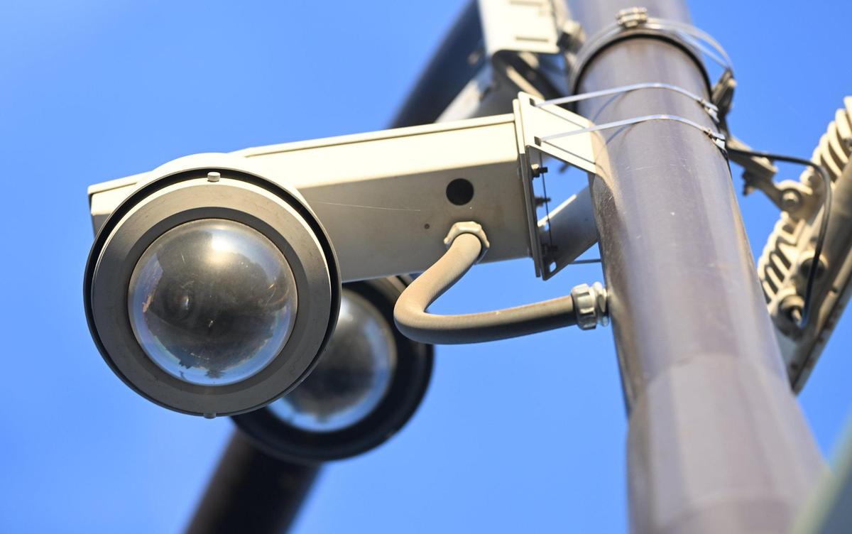Traffic sensor cameras are seen at Fulton and Tuolumne streets Thursday, Oct. 31, 2024 in downtown Fresno.