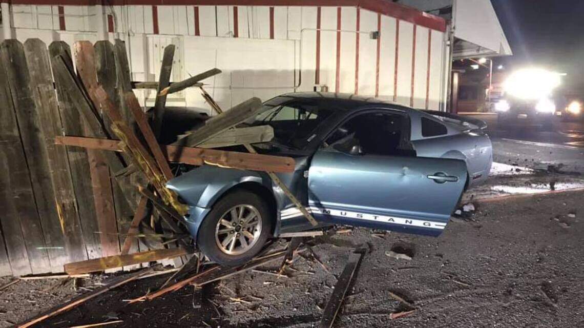 Merced County man accused of DUI, crashed his car into the Bar-B-Q Pit fence