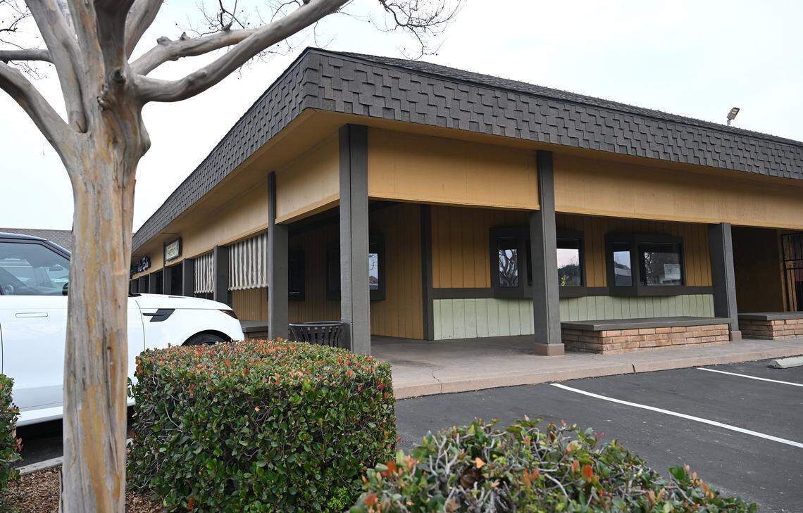 A new restaurant is moving into the former Casa Corona at Bullard and West avenues. Papi's Mex Grill will be opening its third location in the former Casa Corona before this summer. Photographed Friday, Feb. 6, 2026 in Fresno.