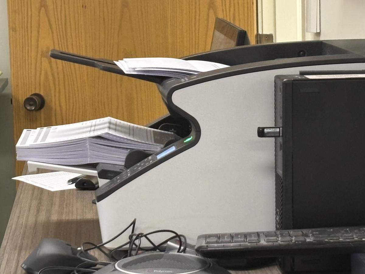 After a court order put the city of Avenal's recall election ballots under lock for 17 days, the Fifth District Court of Appeal in Fresno ruled May 13 for the Kings County registrar to process the ballots. The county processed and tabulated approximately 160 ballots, the last ballots to be counted, on Monday, May 18.