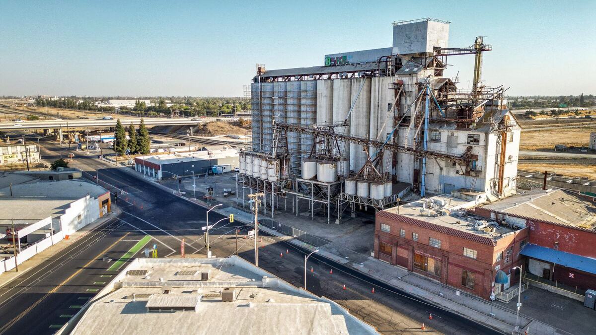The former Zacky Farms feed silos, which have stood at H Street and Palm Avenue near downtown Fresno for nearly 80 years, will soon be coming down. Producers Dairy, which now owns the land the silos are on, is planning on demolishing them.