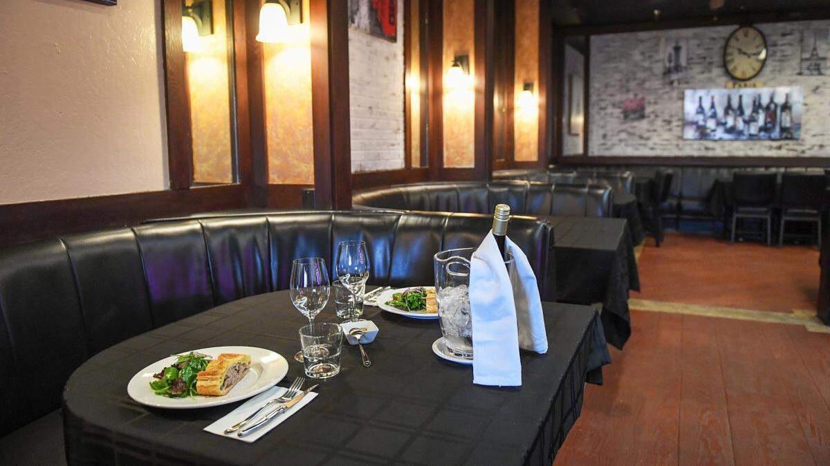 The dining room at L’Apéritif Bistro in Fresno in Oct. 19, 2020.