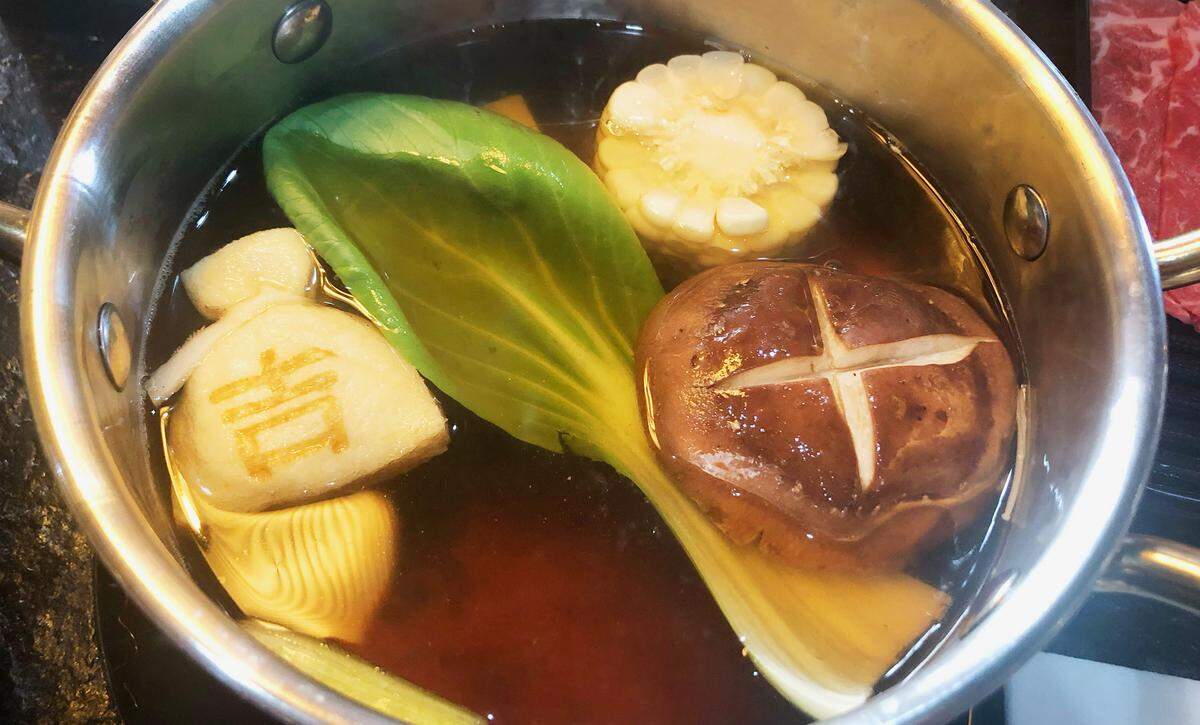 A new Japanese hot pot restaurant has opened in Fresno called Ichi Shabu, offering a variety of fresh vegetables and high quality meats in a simmer pot of broth. Ichi Shabu is located at Campus Pointe Shopping Center.