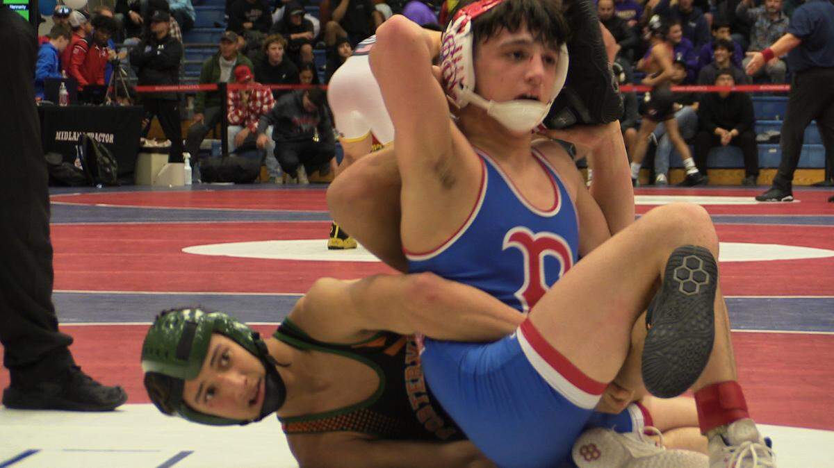 Buchanan’s Rocklin Zinkin will compete at the 2025 CIF wrestling state championships.