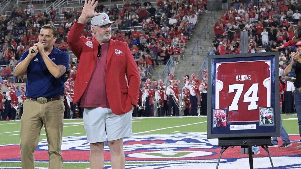 Fresno State legend Logan Mankins enters Bulldogs’ Ring of Honor. ‘I’m truly honored’