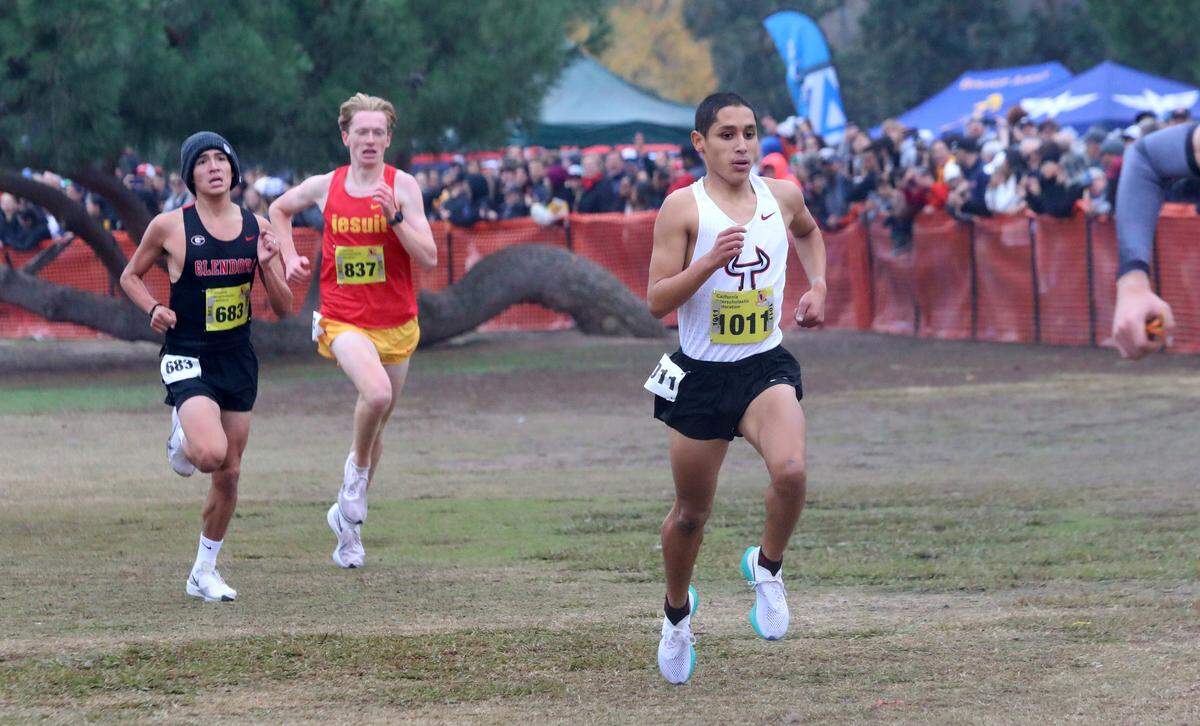 Matilda Torres High Benjamin Fernandez finishes strong at the CIF State Cross Country Division II Boys race at Woodward Park on Nov. 30, 2024.