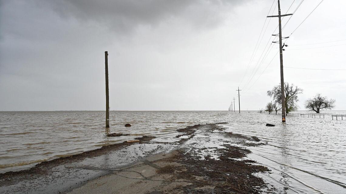 Tulare Lake, drained decades ago, may return after California’s record-breaking storms