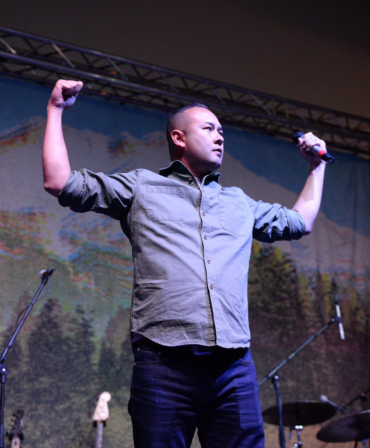 Congressional candidate Andrew Janz rallies the crowd to get out and vote on Tuesday prior to a benefit concert for the Janz campaign by Sacramento band Cake at the Crest Theater in downtown Fresno on Friday, Nov. 2, 2018.