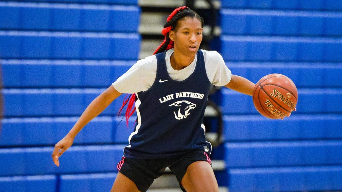 San Joaquin Memorial’s Meadow Roland practices with the team at St. Anthony’s School in Fresno on Wednesday, June 30-, 2021. Roland is The Bee’s Girls prep basketball Player of the Year.
