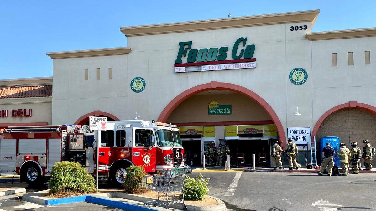 Foods Co grocery store on Shields Avenue in central Fresno was the scene of a fire Sunday, June 4, 2023.