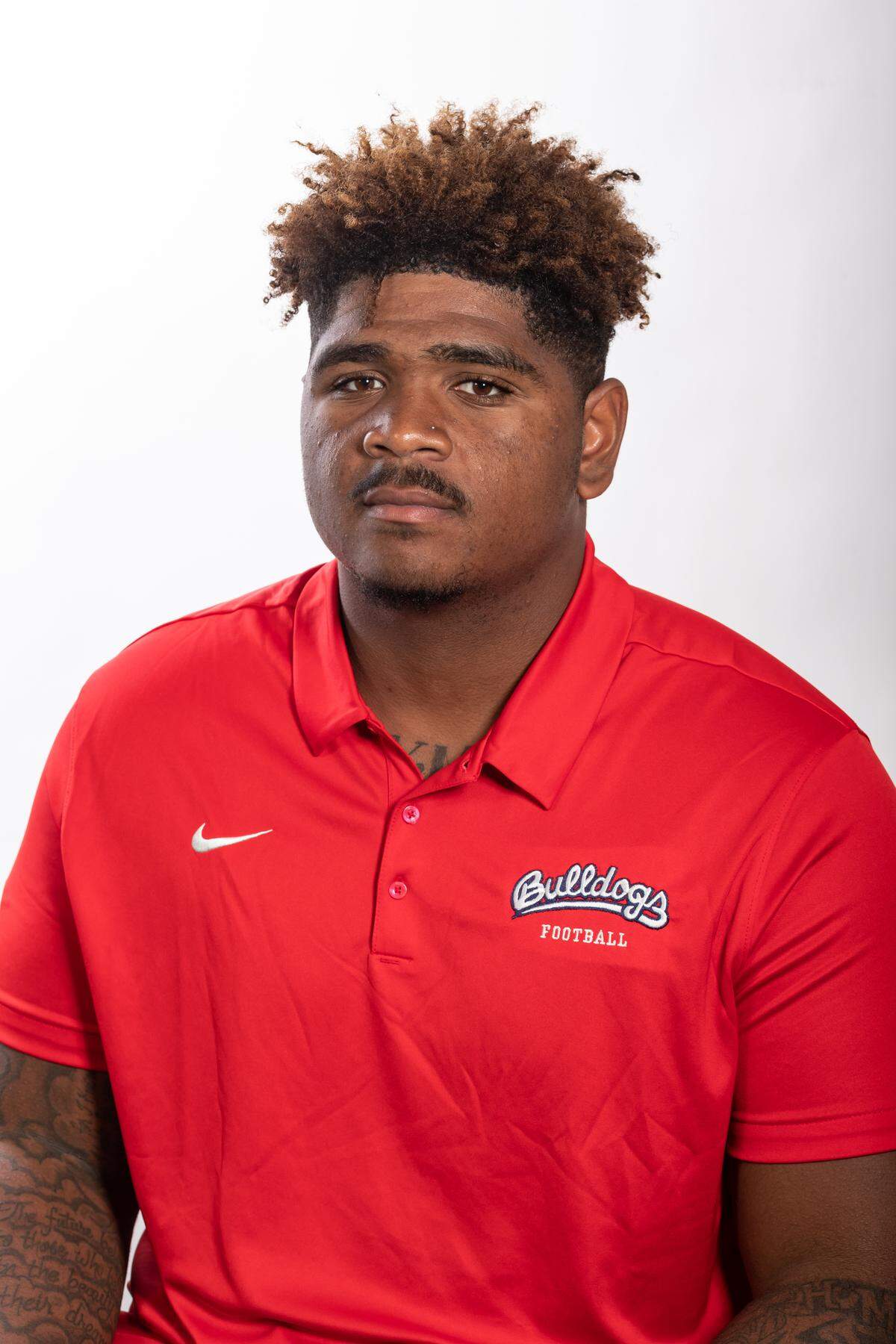 Fresno State redshirt freshman Tyrone Sampson filled in for an injured Matt Smith in the second half of a 41-38 victory at Hawaii, and with 317 total yards it turned out to be the Bulldogs’ most productive half of the season.