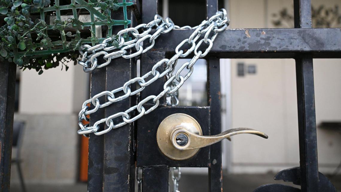Maria’s Tacos brick-and-mortar location has closed, but the food truck still makes appearances outside the restaurant at Kings Canyon Road and Clovis Avenue. Photographed Thursday, April 17, 2025 in Fresno.