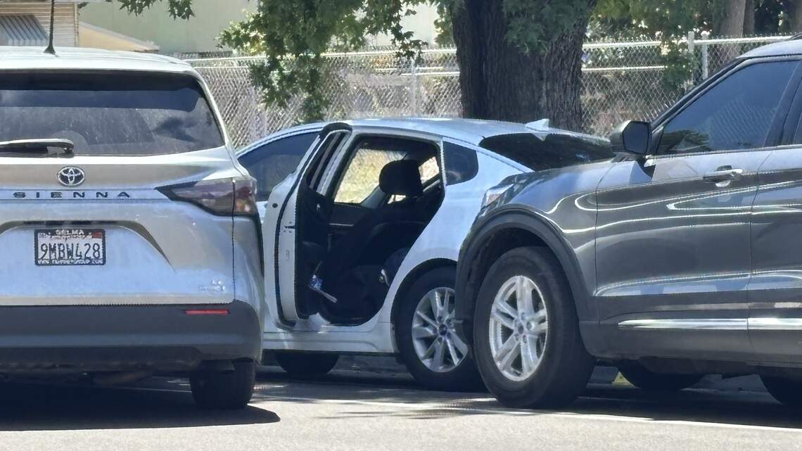4 detained after allegedly stealing Kia, crashing into parked car in Fresno