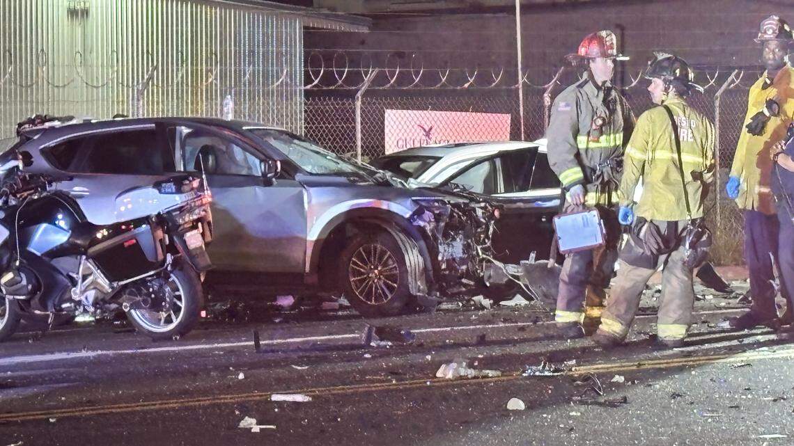 Man in custody after suspected DUI crash injures 10 in Fresno, police say