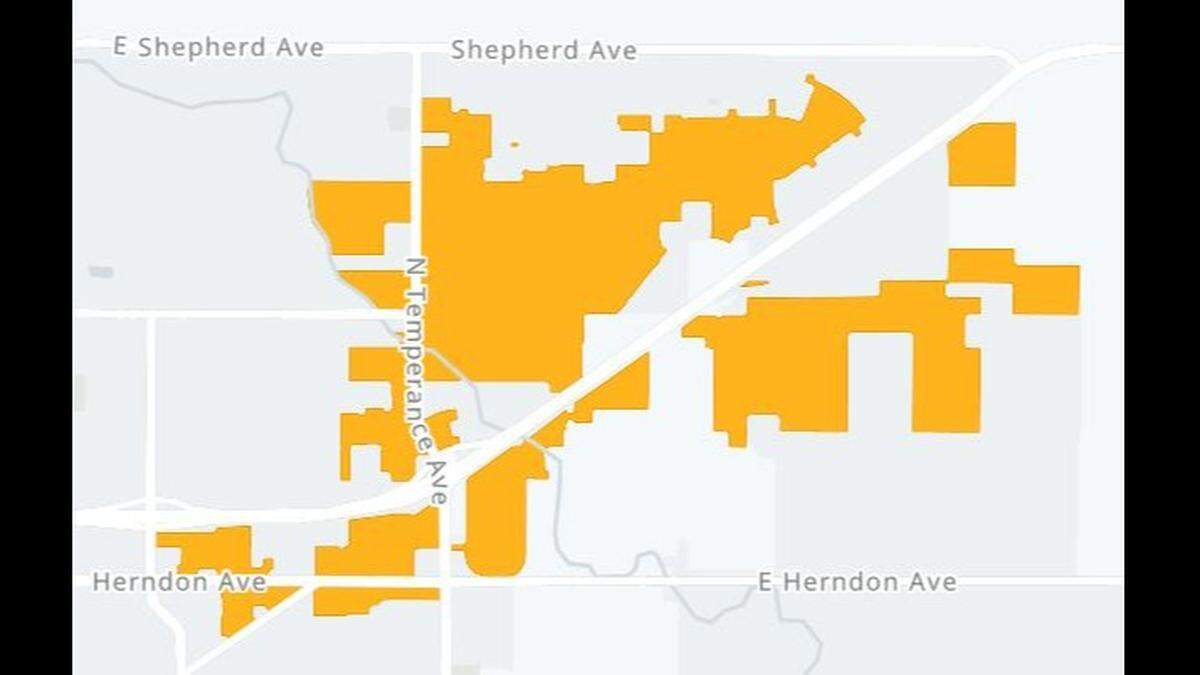 Pacific Gas & Electric reported a power outage for more than 2,500 users in Clovis due to weather on Monday, Jan. 16, 2023.