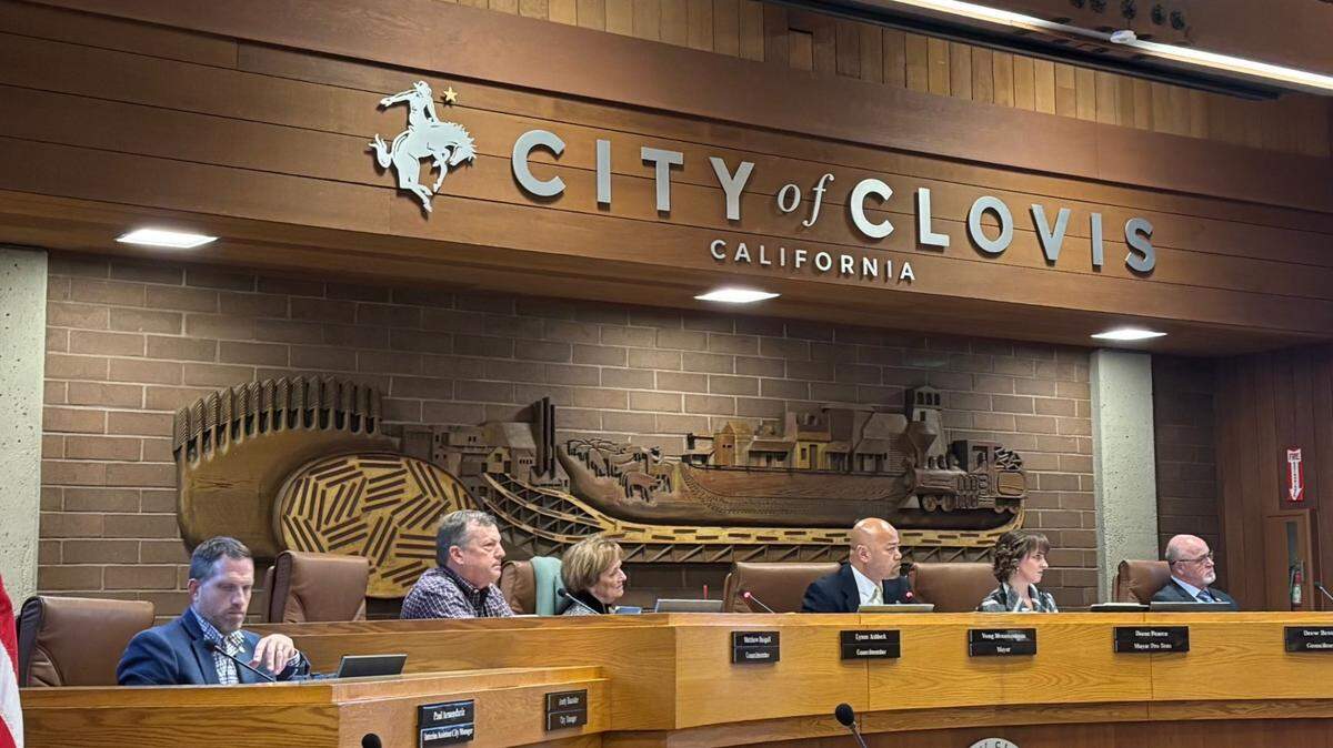The Clovis City Council is planning to add “In God We Trust” to the council chamber.