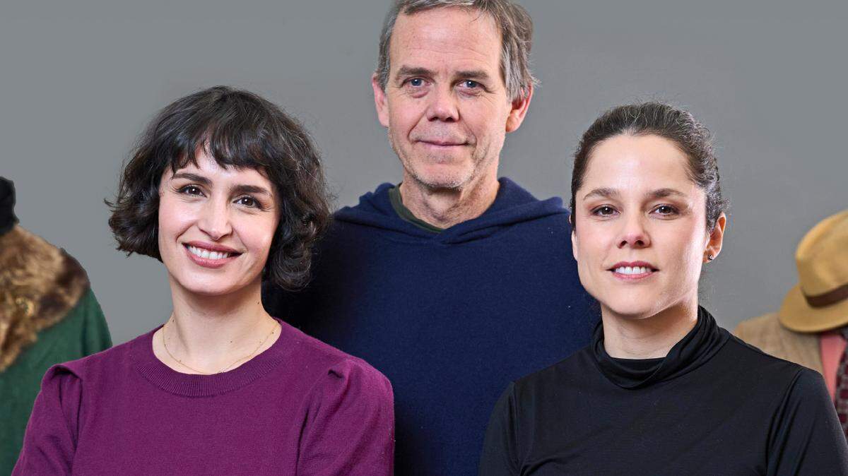 Fotografía cedida por Amazon Prime Video de Francisca Alegría, Fernanda Urrejola y Andrés Wood. La novela ‘La Casa de los Espíritus’, la obra cumbre de la escritora chilena Isabel Allende, será adaptada a una serie en español de ocho capítulos que se filmará en Chile y será estrenada por Prime Video, anunció este lunes esta plataforma de Amazon.