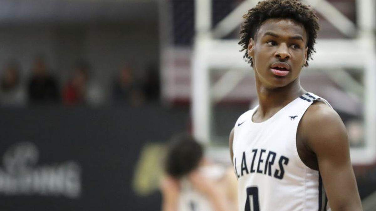 San Joaquin Memorial will play Sierra Canyon, a team led by senior guard Bronny James, at a Dec. 3 showcase at the Save Mart Center.