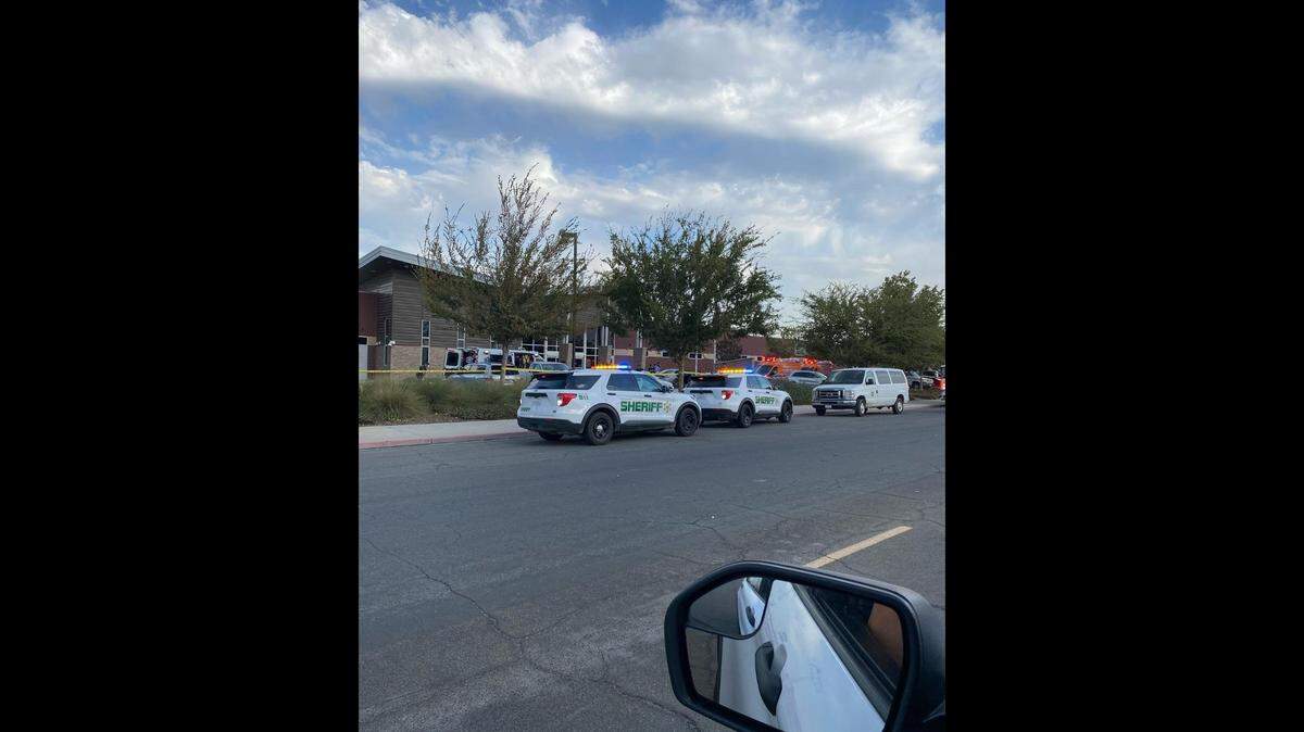 Tulare County Sheriff’s deputies arrive at the scene of a fatal shooting in Delano on Monday, Oct. 11, 2022.