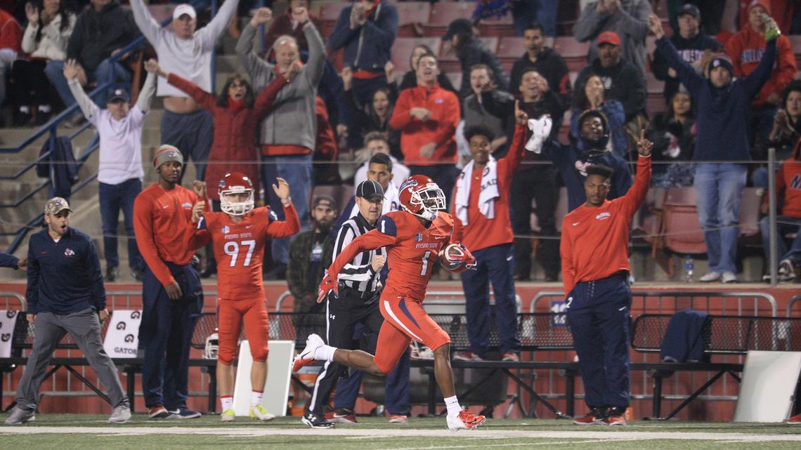 Fresno State wideout Jamire Jordan runs down the sideline on his way to an 86-yard touchdown in the Bulldogs’ 23-14 victory over San Diego State at Bulldog Stadium in Fresno on Saturday, Nov. 17, 2018.