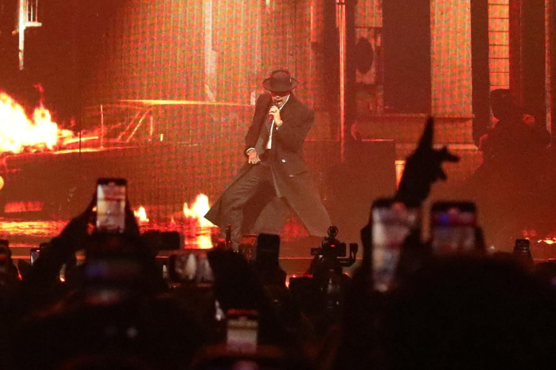 Superstar Rauw Alejandro brought his Cosa Nuestra World Tour to Fresno’s Save Mart Center Sunday (April 13) night and the sold-out concert didn’t disappoint.