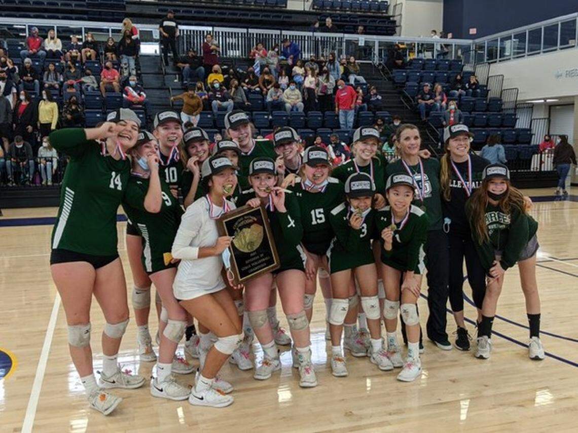 No. 2 Garces defeated No. 2 East Bakersfield 25-17, 15-25, 25-11, 25-21 for the Central Section Division IV championship on Saturday, Nov. 6, 2021.