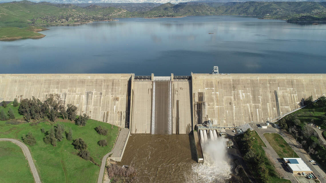Friant Dam has more water than it can handle. Fresno wants it before it’s lost to ocean