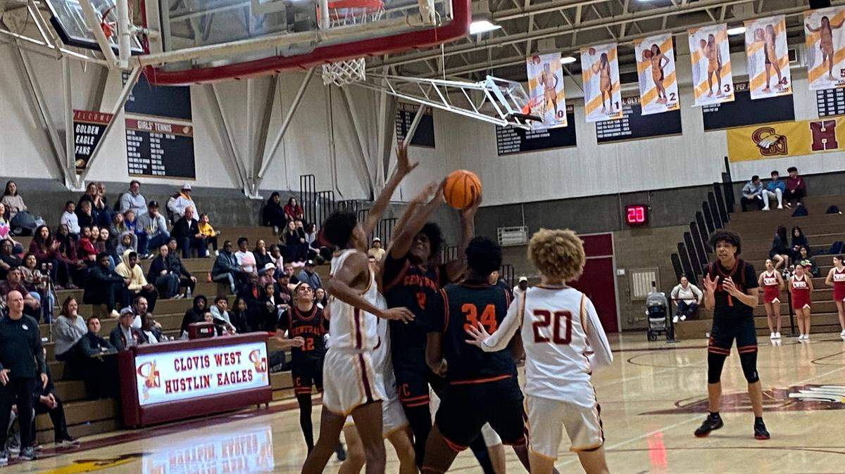 Clovis West and Central met in a Tri-River Athletic Conference boys basketball game on Friday, Jan. 13, 2023.