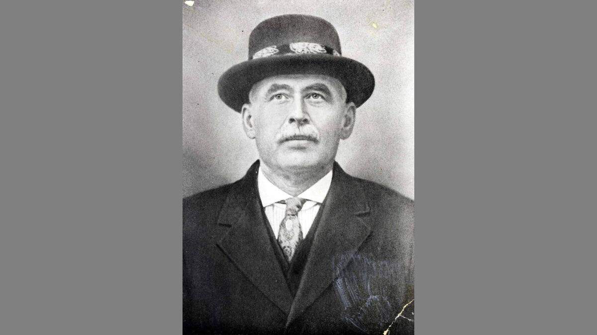 George H. Whitworth served as County Supervisor for District 4 from 1900 until his death in 1923. His last reelection in 1920 was one of the biggest comebacks in Merced County history.